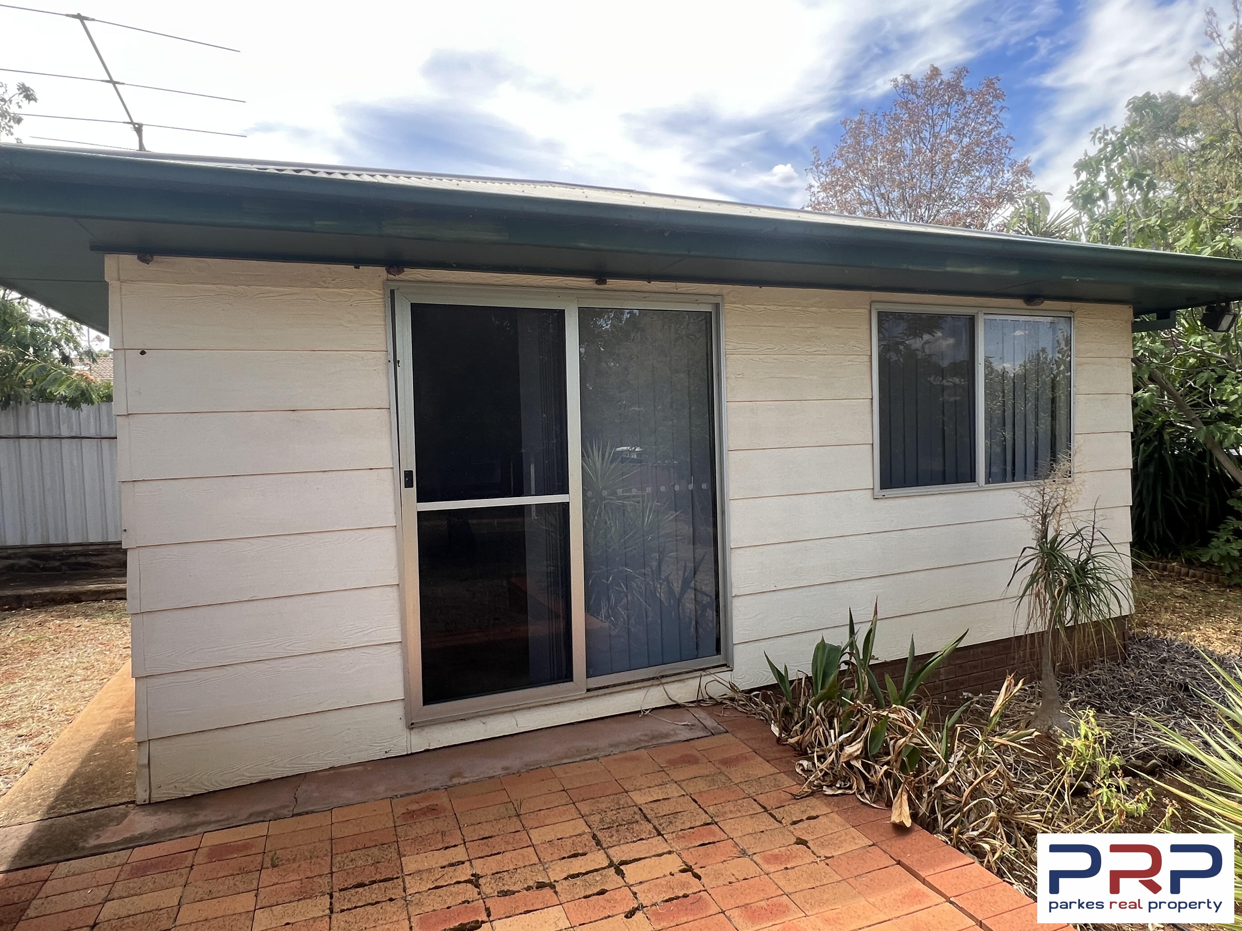 34 Evans Parade, PARKES, NSW 2870