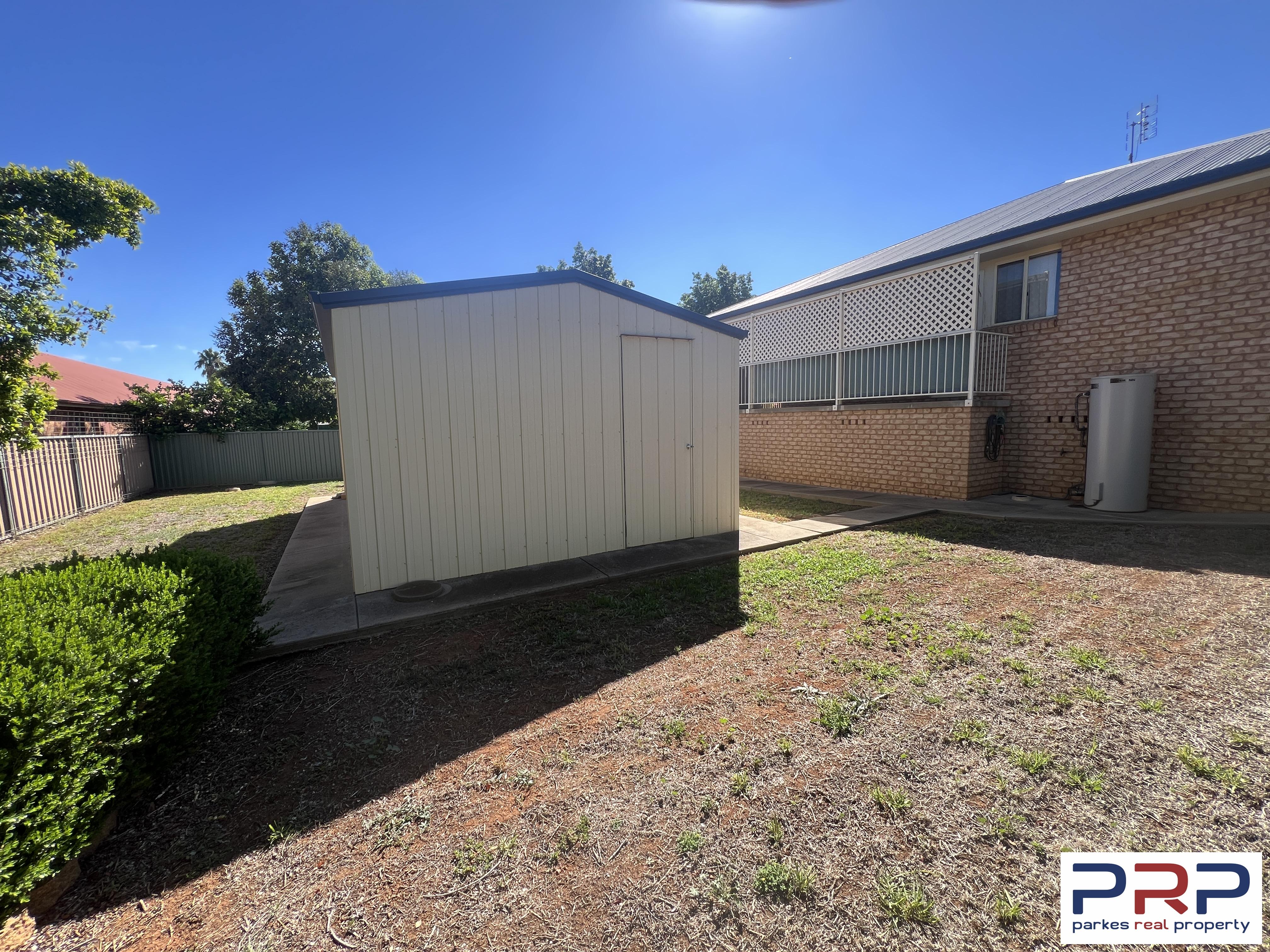 4 Hazelbank Avenue, PARKES, NSW 2870
