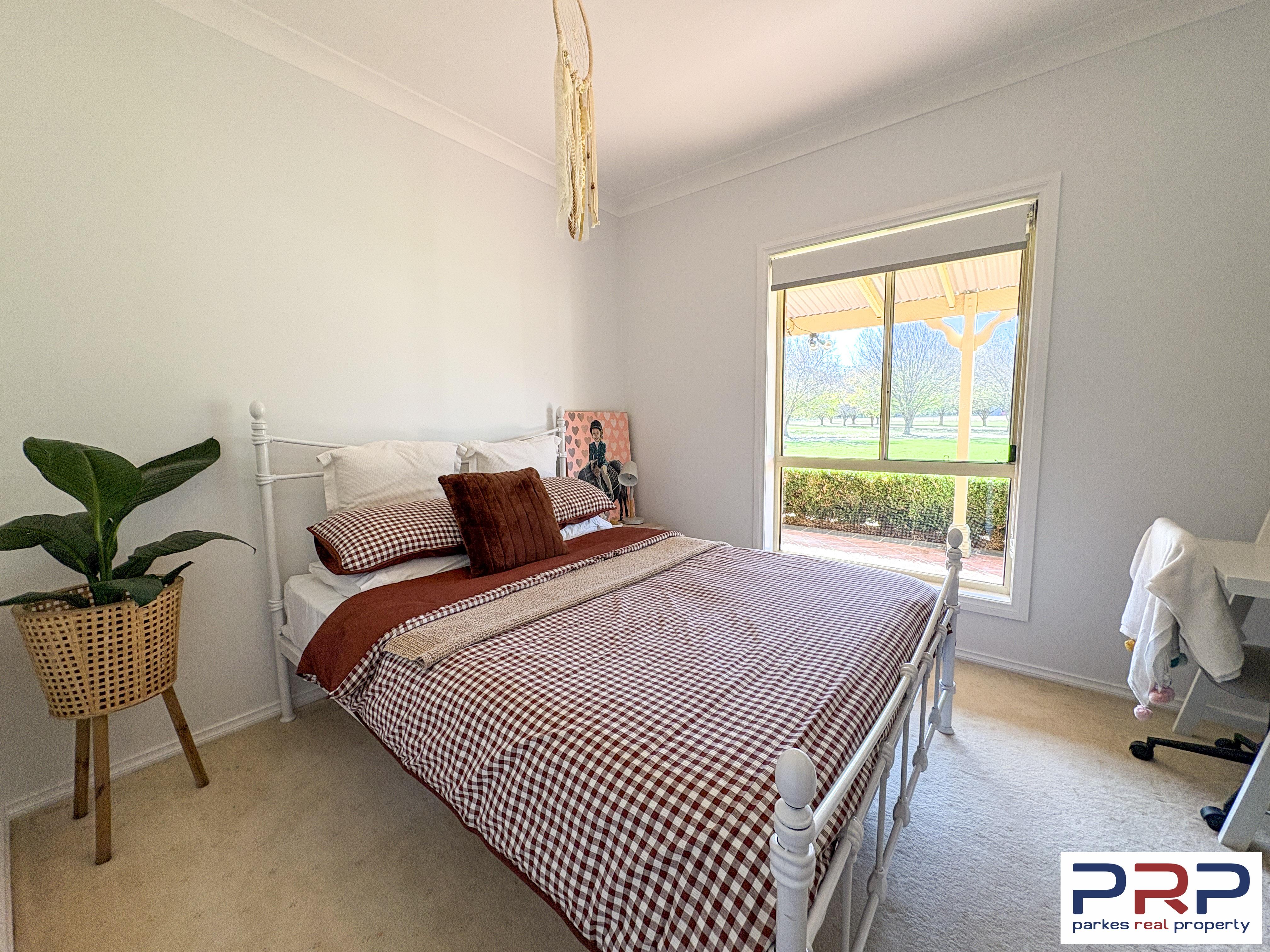9931 Renshaw McGirr Way, PARKES, NSW 2870
