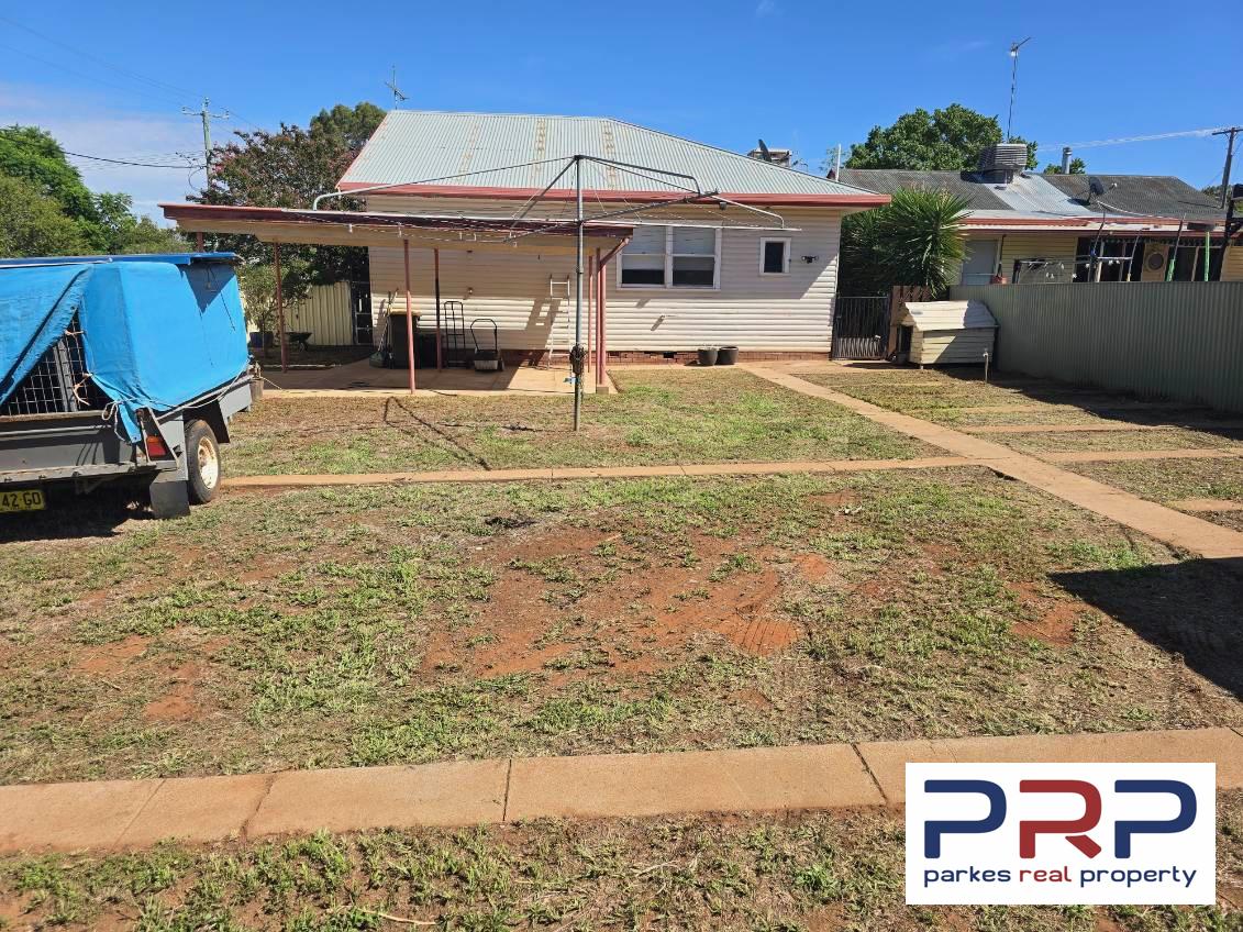 25 Thornbury Street, PARKES, NSW 2870