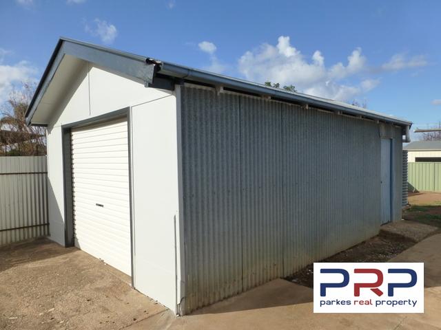 19 Thurlstone Street, PARKES, NSW 2870