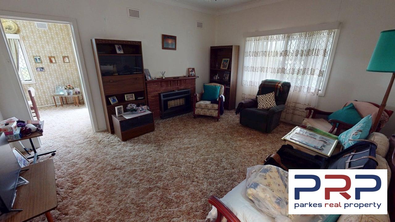 8 Pearce Street, PARKES, NSW 2870