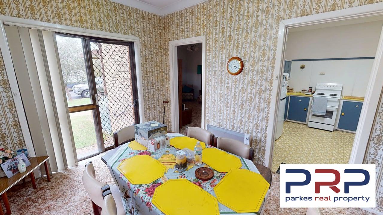 8 Pearce Street, PARKES, NSW 2870
