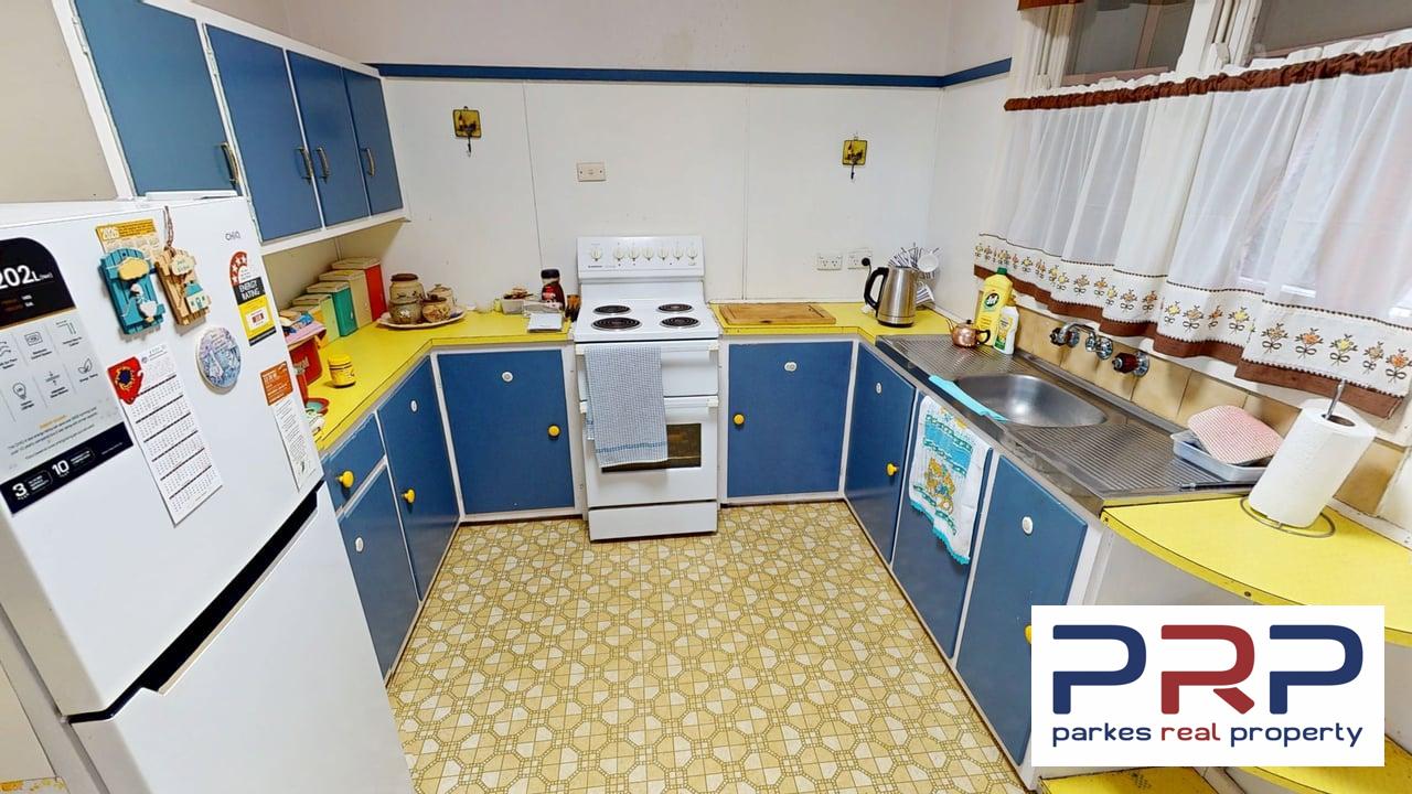 8 Pearce Street, PARKES, NSW 2870