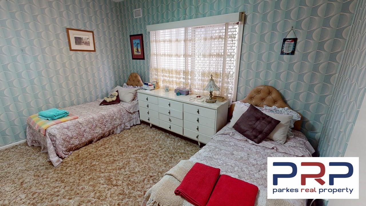 8 Pearce Street, PARKES, NSW 2870