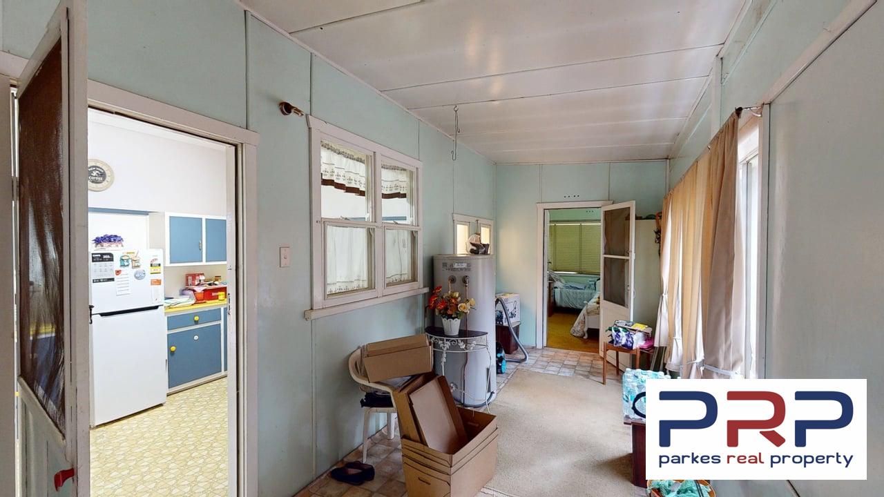 8 Pearce Street, PARKES, NSW 2870