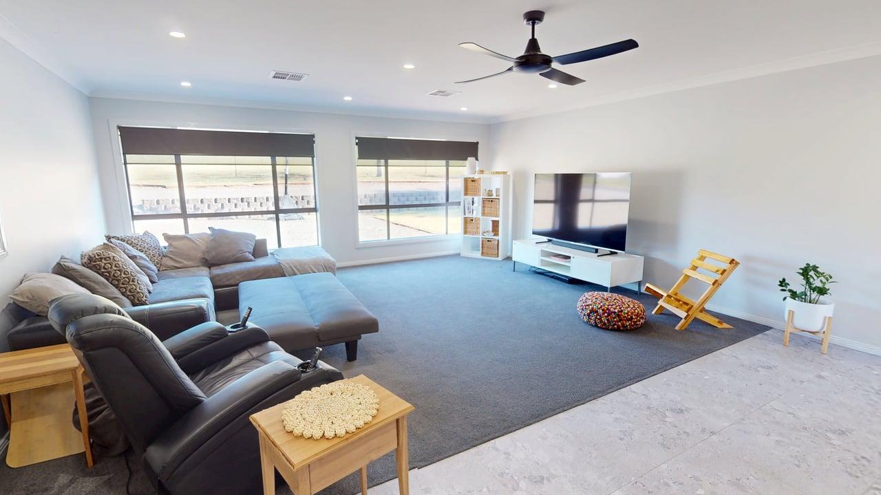 17 Price Lane, PARKES, NSW 2870