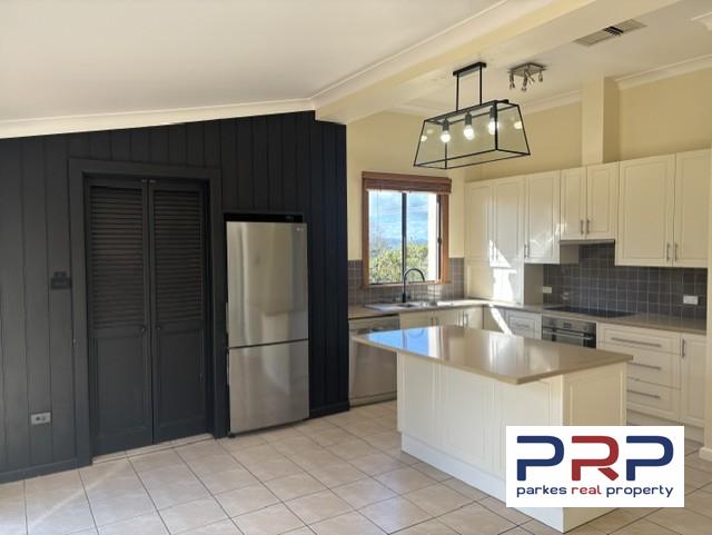 28 Gap Street, PARKES, NSW 2870