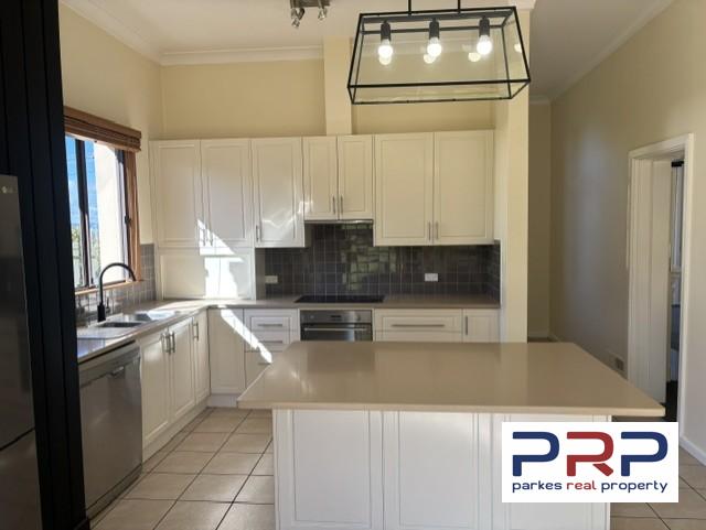 28 Gap Street, PARKES, NSW 2870