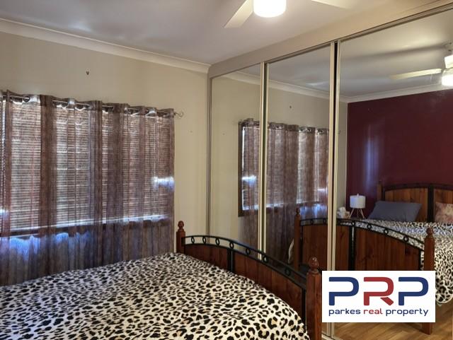 10 Orange Street, PARKES, NSW 2870