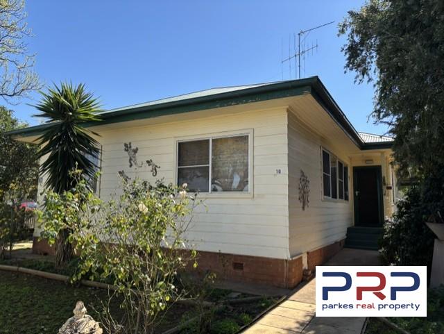 10 Orange Street, PARKES, NSW 2870
