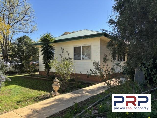 10 Orange Street, PARKES, NSW 2870