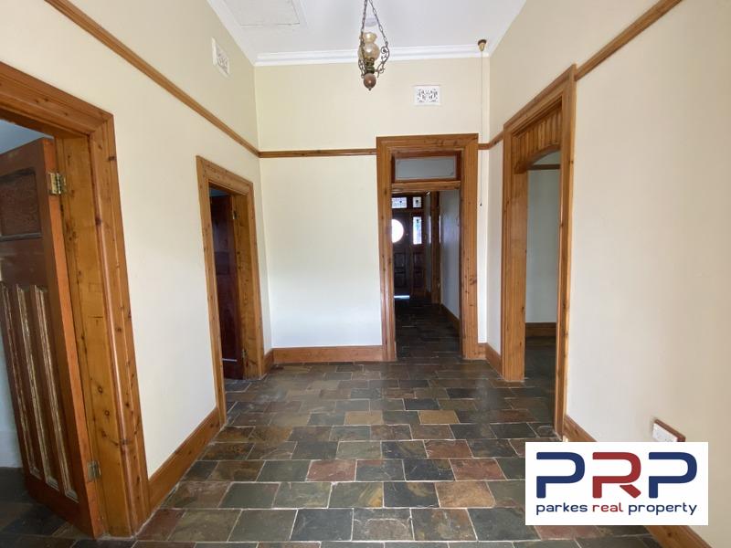 93 Hill Street, PARKES, NSW 2870