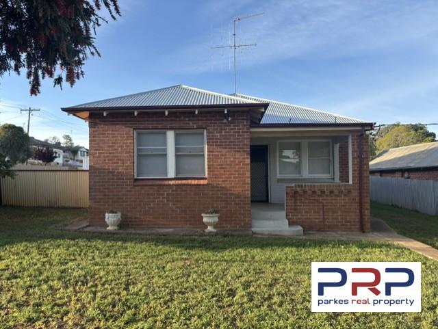 36 Thomas Street, PARKES, NSW 2870